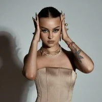 Webcam Model OilyOlivia Videos
