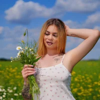 Webcam Model SharonRey Videos