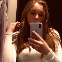 Webcam Model VondaHollars Videos