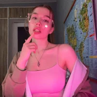 Webcam Model Dellaque Videos