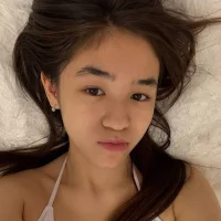 Webcam Model KiraAbling Videos