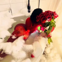 Webcam Model juicybatate Videos