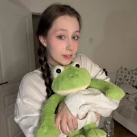 Webcam Model FroggyAnna Videos